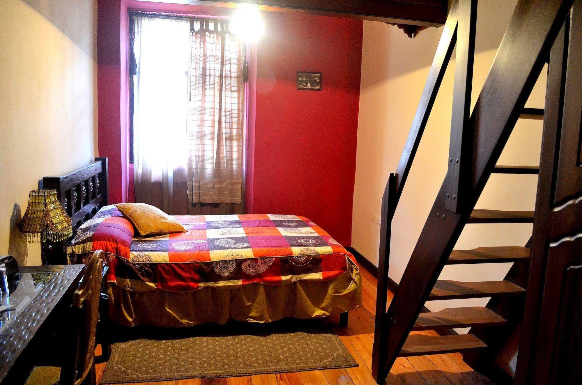 La Posada Cuencana Hotel מראה חיצוני תמונה